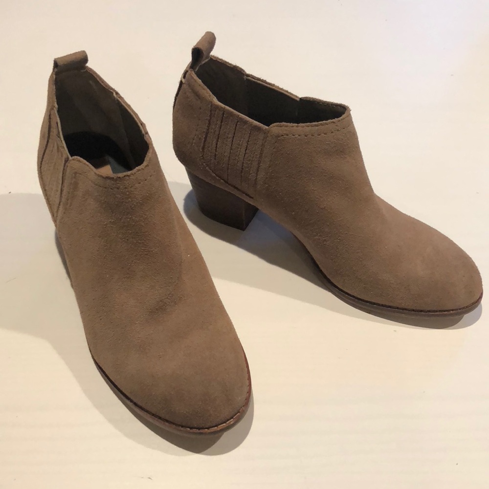 Fall brown boots!